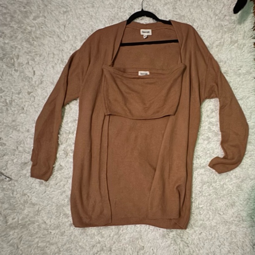 Open Edit  2-in-1-set BANDEAU TOP & CARDIGAN SET IN TAN DALE - Picture 4 of 14